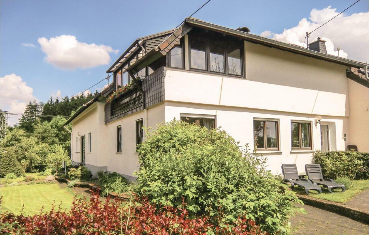 Stunning Apartment In Duppach With Kitchen Kültér fotó